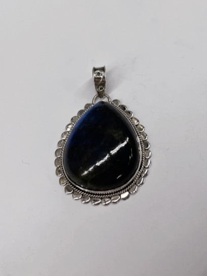 Natural Labradorite and sterling Silver Pendant