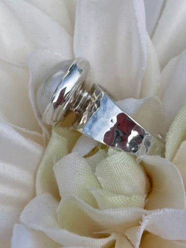 Mabe' Pearl and Sterling Silver Ring