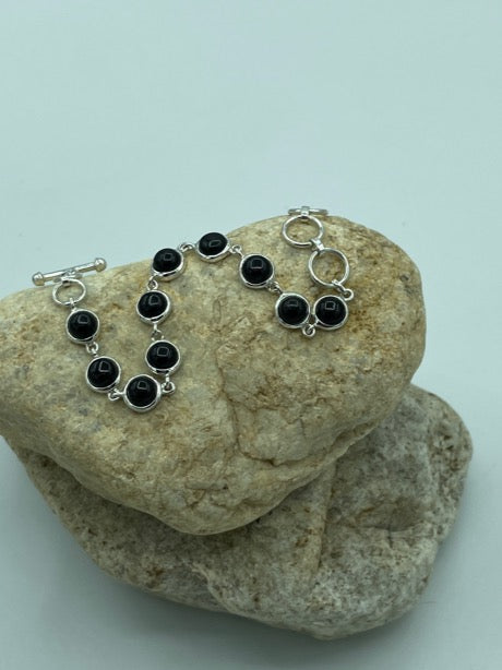 Onyx Sterling Silver round stone toggle bracelet 7"-7.5"