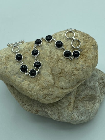 Onyx Sterling Silver round stone toggle bracelet 7"-7.5"