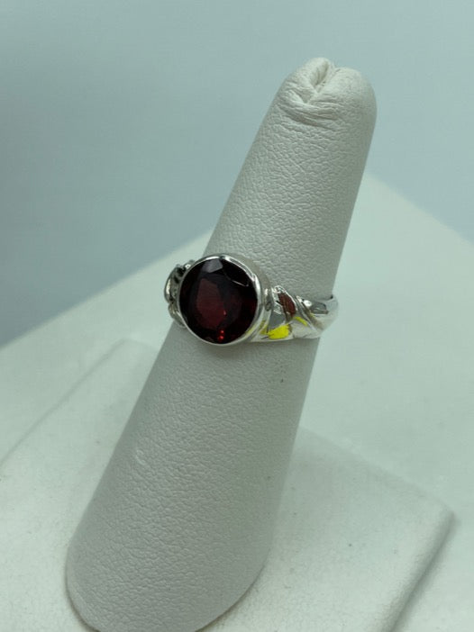 Garnet Sterling Silver Ring - round Garnet