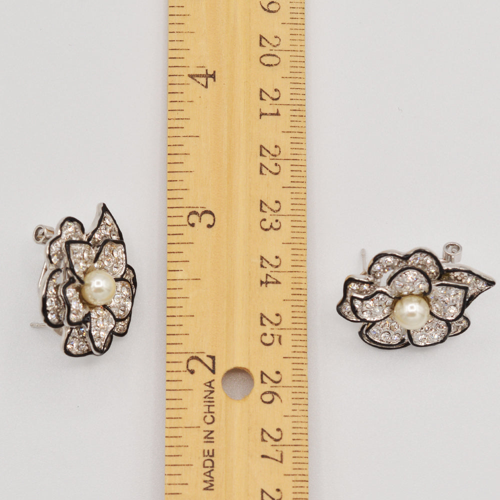 Crystal Pearl Rose Pendant - Gold or Rhodium Plated