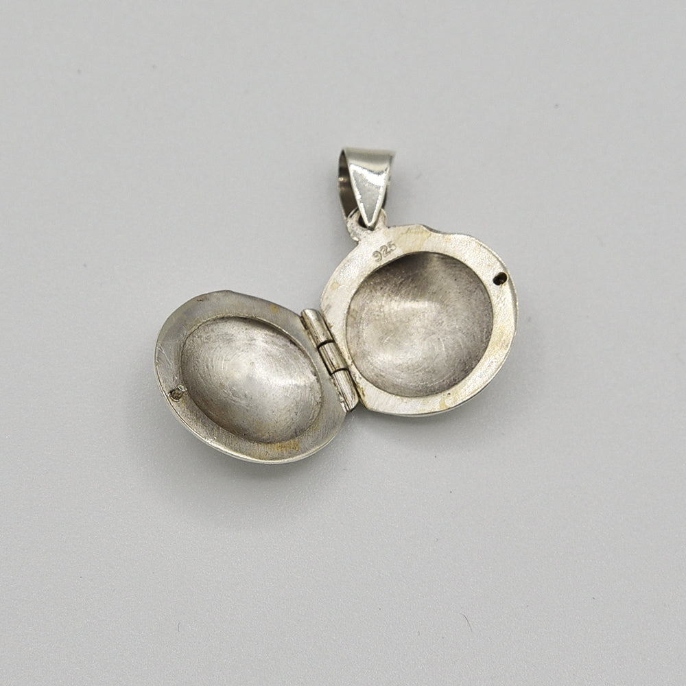 Sterling Silver Locket Pendant - Round shape