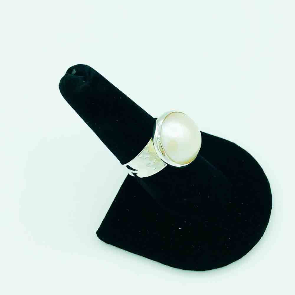 Mabe' Pearl and Sterling Silver Ring